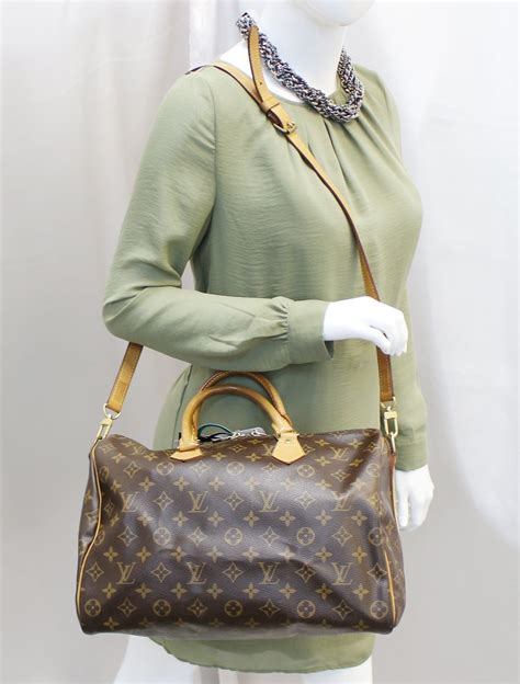 louis vuitton monogram canvas speedy 35 price